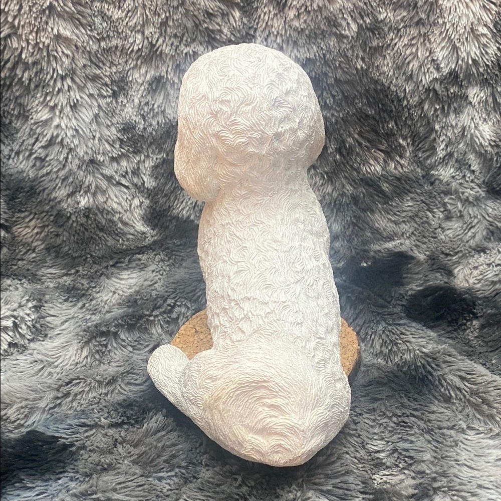 Sandicast White Dog Figurine - Picture 5 of 16